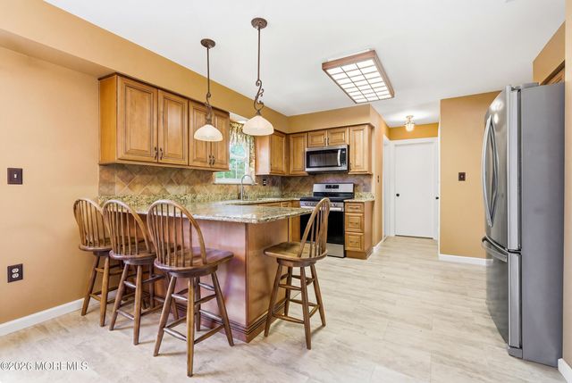 5 Lusia Court, Howell, NJ 07731