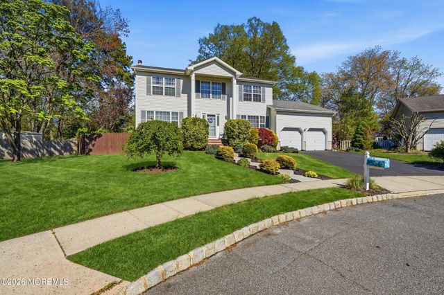 5 Lusia Court, Howell, NJ 07731