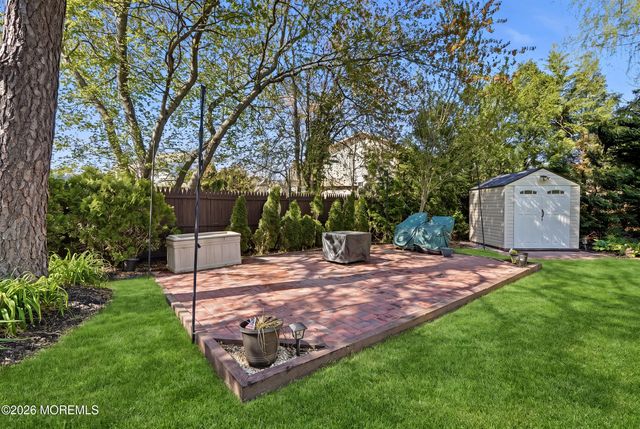 5 Lusia Court, Howell, NJ 07731