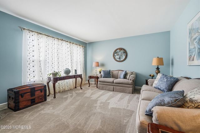 5 Lusia Court, Howell, NJ 07731