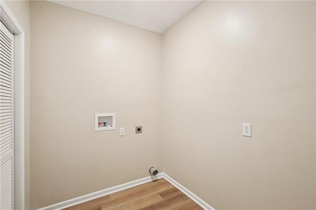 609 S Lexington Street, Holden, MO 64040