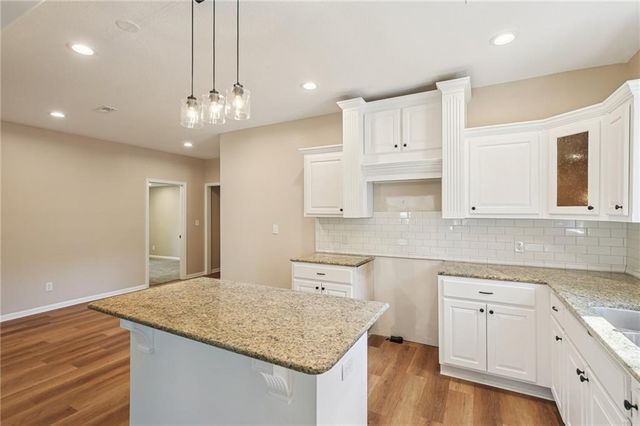 609 S Lexington Street, Holden, MO 64040