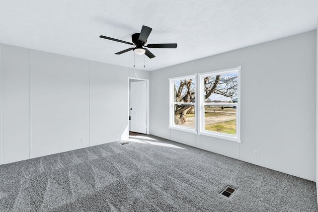 118 Woolard Drive, Alvarado, TX 76009