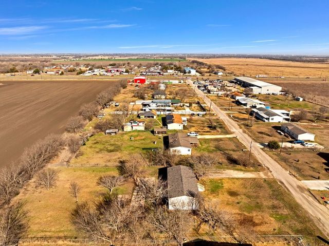 118 Woolard Drive, Alvarado, TX 76009