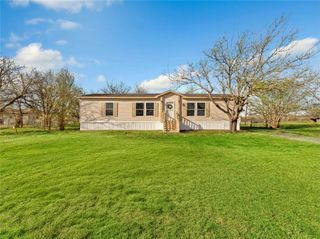 118 Woolard Drive, Alvarado, TX 76009