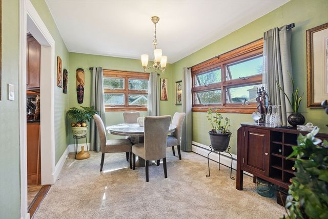 81 Glenwood St, Lynn, MA 01902