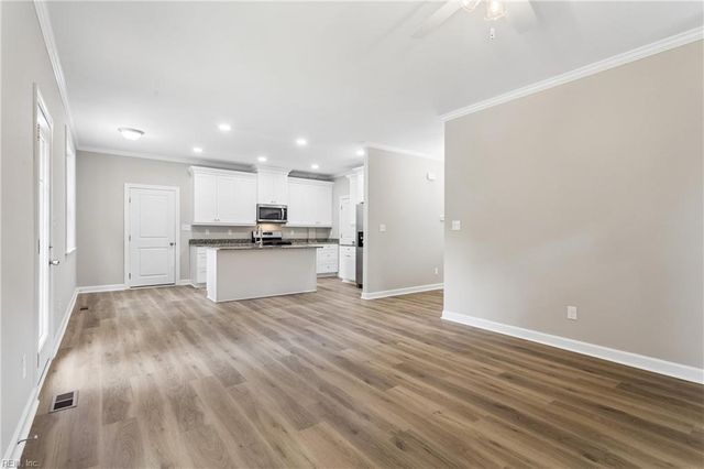 108 Wickre ST, Williamsburg, VA 23185