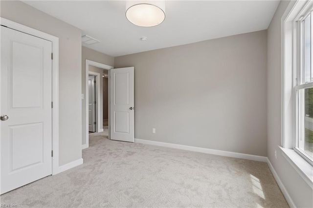108 Wickre ST, Williamsburg, VA 23185