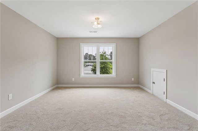 108 Wickre ST, Williamsburg, VA 23185