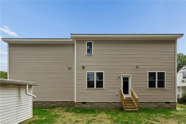 108 Wickre ST, Williamsburg, VA 23185