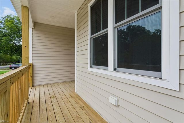 108 Wickre ST, Williamsburg, VA 23185