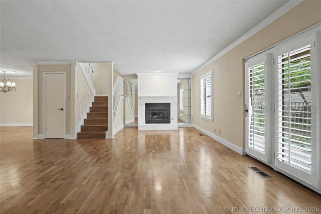 8483 S College Avenue 101, Tulsa, OK 74137