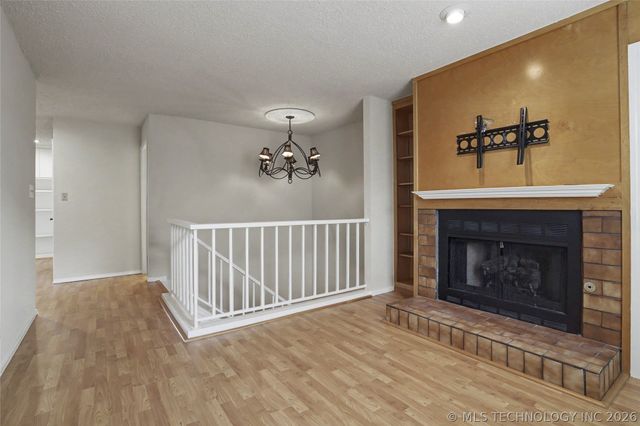 8483 S College Avenue 101, Tulsa, OK 74137
