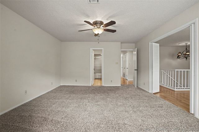 8483 S College Avenue 101, Tulsa, OK 74137