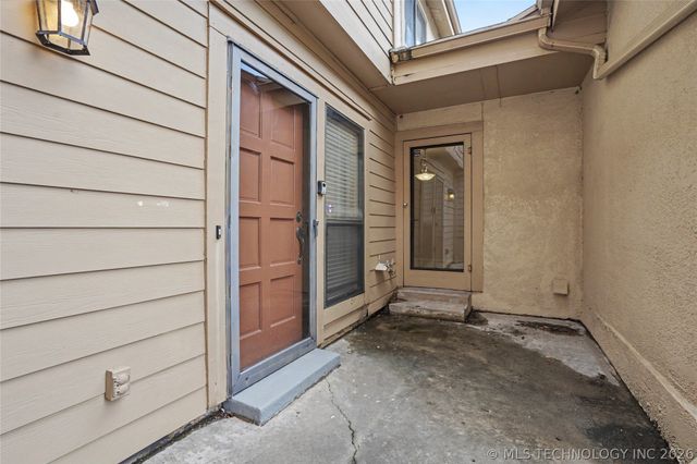 8483 S College Avenue 101, Tulsa, OK 74137