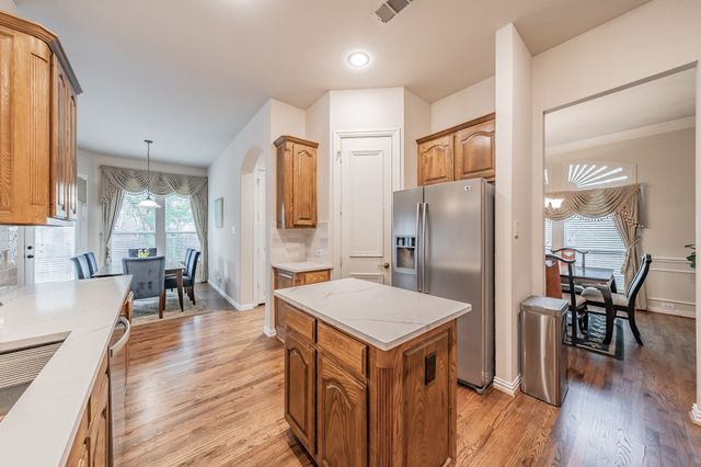 3321 Kendall Lane, Irving, TX 75062