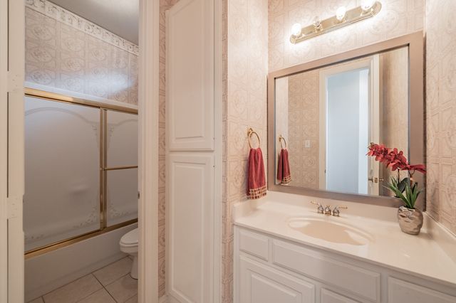 3321 Kendall Lane, Irving, TX 75062