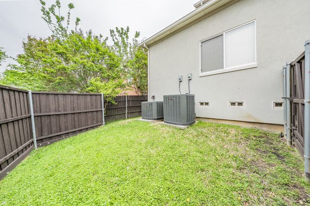 3321 Kendall Lane, Irving, TX 75062