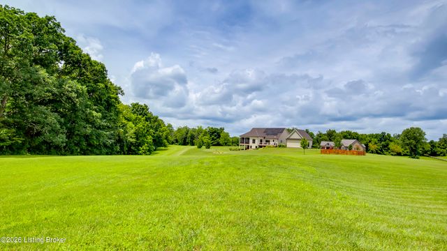 290 Lansdowne, Louisville, KY 40245
