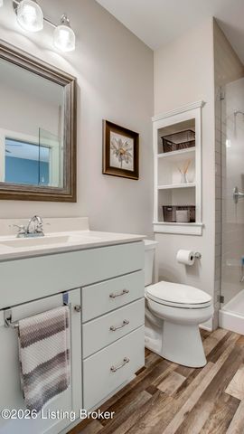 290 Lansdowne, Louisville, KY 40245