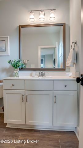 290 Lansdowne, Louisville, KY 40245
