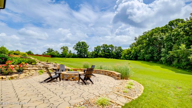 290 Lansdowne, Louisville, KY 40245