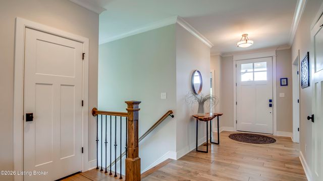 290 Lansdowne, Louisville, KY 40245