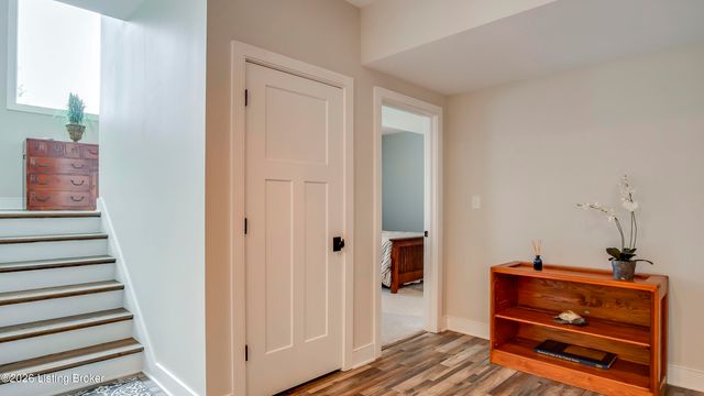290 Lansdowne, Louisville, KY 40245