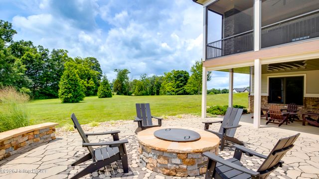 290 Lansdowne, Louisville, KY 40245