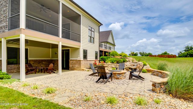 290 Lansdowne, Louisville, KY 40245