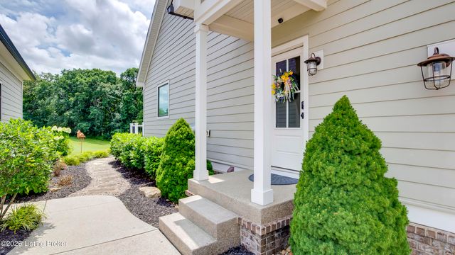 290 Lansdowne, Louisville, KY 40245