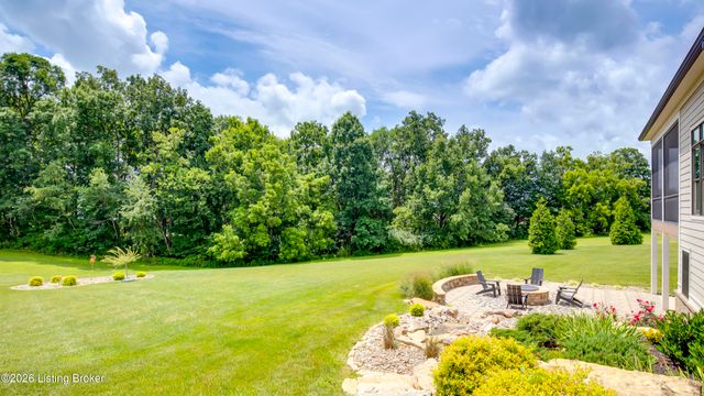 290 Lansdowne, Louisville, KY 40245