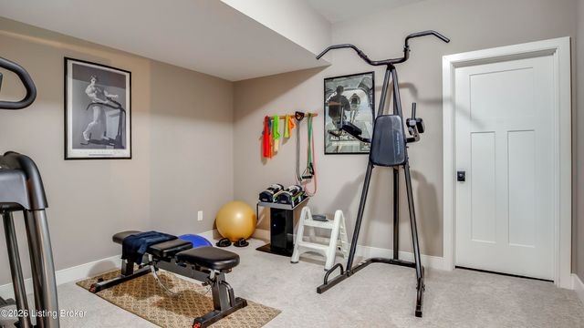 290 Lansdowne, Louisville, KY 40245