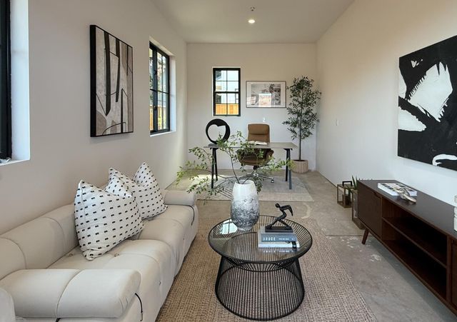 813 Bay Road, Menlo Park, CA 94025