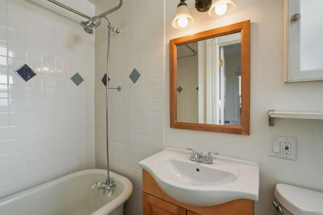 849 22nd St, San Diego, CA 92102