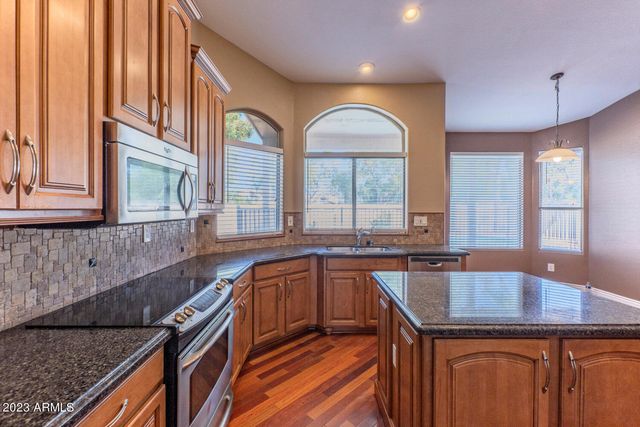 11110 W ASHLAND Way, Avondale, AZ 85392