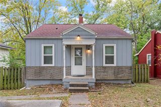 4452 N WALROND Avenue, Kansas City, MO 64117