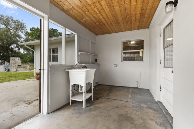 4072 NW 18th Street, Okeechobee, FL 34972