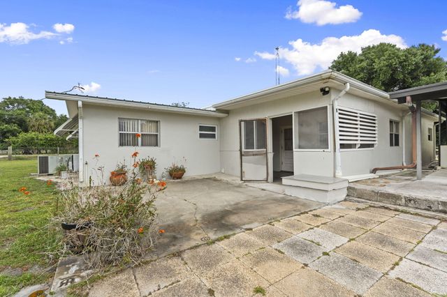 4072 NW 18th Street, Okeechobee, FL 34972