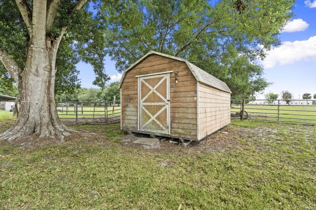 4072 NW 18th Street, Okeechobee, FL 34972