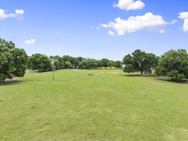 4072 NW 18th Street, Okeechobee, FL 34972