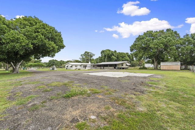 4072 NW 18th Street, Okeechobee, FL 34972