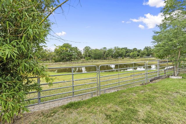 4072 NW 18th Street, Okeechobee, FL 34972
