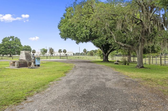 4072 NW 18th Street, Okeechobee, FL 34972