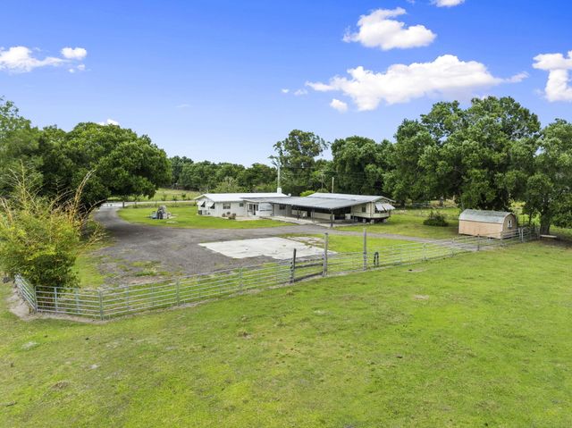 4072 NW 18th Street, Okeechobee, FL 34972