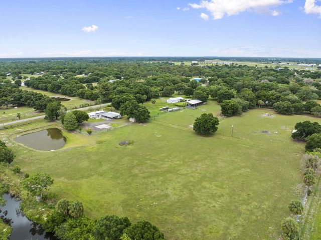 4072 NW 18th Street, Okeechobee, FL 34972
