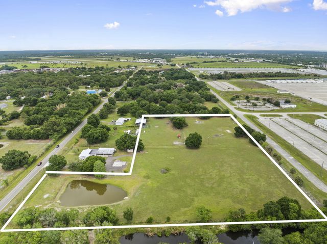 4072 NW 18th Street, Okeechobee, FL 34972