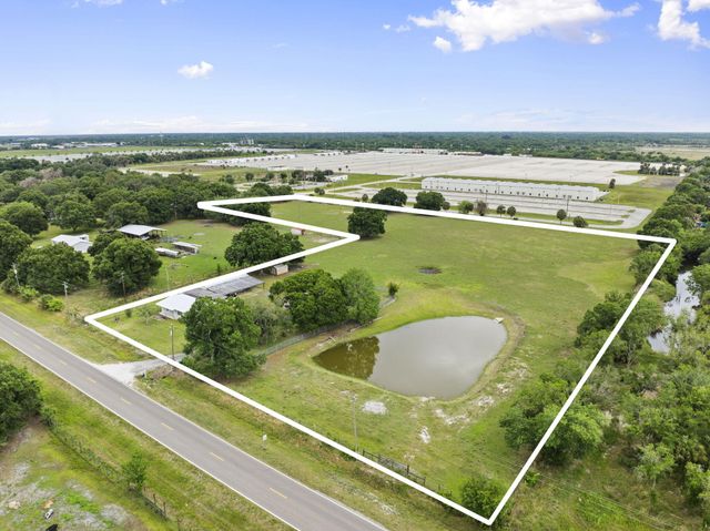 4072 NW 18th Street, Okeechobee, FL 34972