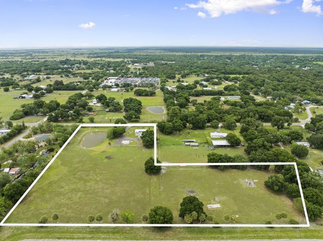 4072 NW 18th Street, Okeechobee, FL 34972