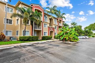 7085 Nova Dr 330, Davie, FL 33317